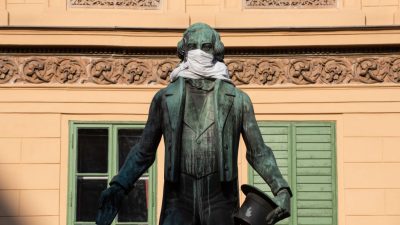 Österreich weitet Maskenpflicht aus – Kurz: Die Lage ist „sehr ernst“
