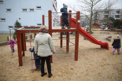 Heil appelliert an Arbeitgeber von Eltern: Zumindest in der ersten Woche keine Lohnkürzung