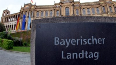 Bayern und Baden-Württemberg wollen Veranstaltungen mit mehr als 1.000 Personen untersagen