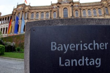 Bayern und Baden-Württemberg wollen Veranstaltungen mit mehr als 1.000 Personen untersagen