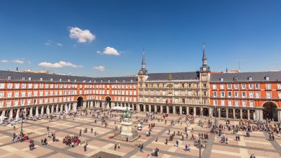 Corona-Beschränkungen in Madrid und Barcelona werden gelockert
