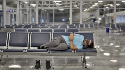 Auswirkungen vom Coronavirus auf Flugindustrie verheerend – Bundesregierung will Flug-Regelungen aussetzen
