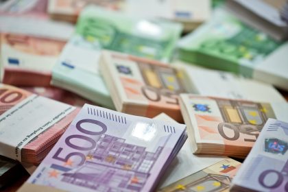 ESM-Rettungsfond: Euro-Finanzminister einigen sich auf Corona-Hilfen