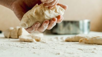 Bäckerei-Inhaber ruft in emotionalem Facebook-Post zu Solidarität auf