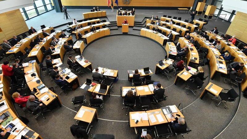 Antrag auf Auflösung von Thüringer Landtag eingebracht