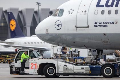 Lufthansa: Nachfrageeinbruch wegen Corona-Virus führt zu 50 Prozent Streichungen – Kurzarbeit geplant