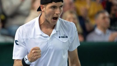 Struff bringt deutsche Tennis-Herren im Davis Cup in Führung