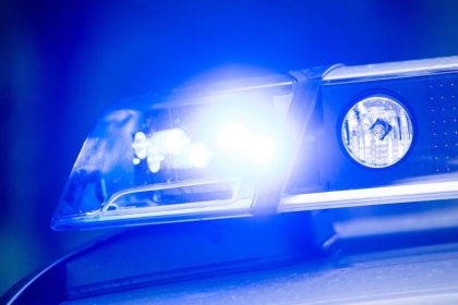 Tödliche Attacke im Haifapark: Obdachloser stirbt im Rettungswagen – Polizei Düsseldorf sucht Zeugen