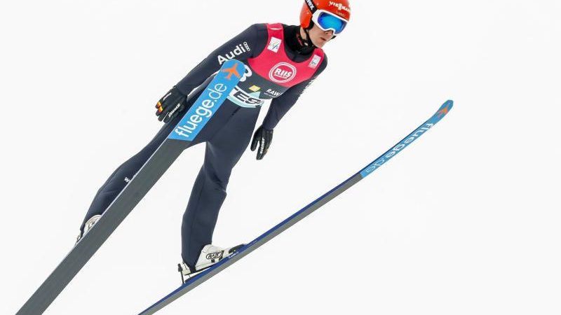 Deutsche Skispringer in Oslo auf Rang zwei