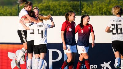 DFB-Frauen nach 4:0 gegen Norwegen im Endspiel