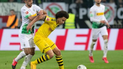 Dortmund siegt glücklich im Spitzenspiel in Gladbach