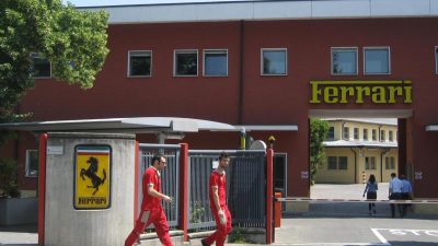 Ferrari schließt Werke für 14 Tage – Ernsthafte Probleme in der Lieferkette