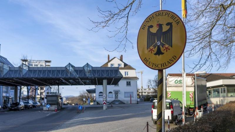 Deutsche und schweizerische Polizei bauen Zusammenarbeit in Grenzregion aus