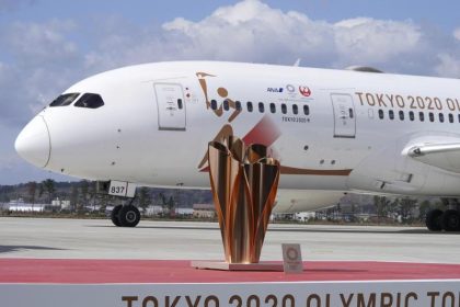 Olympisches Feuer in Japan eingetroffen
