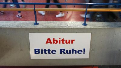 Lehrerverband rügt „Abitur-Chaos“ – Kein Abitur zum Nulltarif