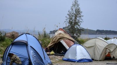 UNHCR: Wegen Corona Flüchtlingslager auf Inseln evakuieren