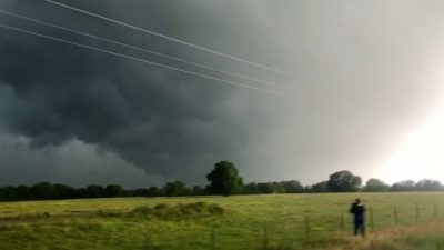 Kaltwetterfront erreicht USA – schwere Stürme und Tornados erwartet