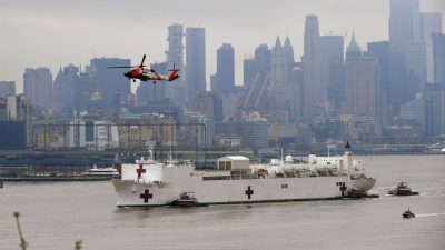 US-Krankenhausschiff verlässt New York nach Anti-Corona-Einsatz wieder