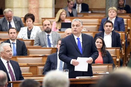 Budapest: Parlament hebt Corona-Notstandsgesetz auf