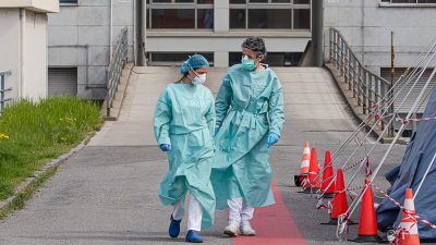 Corona-Pandemie im Newsticker 19. April: Deutschland: Zahl der Toten und aktiv Erkrankten werden immer geringer – Italien: Rückgang von Sterbezahlen