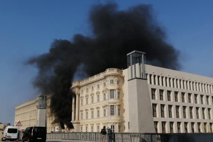 Brand in Neubau des Berliner Stadtschlosses – ein Verletzter