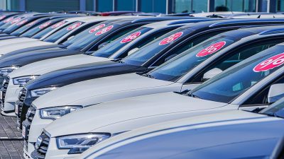 Automobil-Lobbyist Bratzel fordert Kaufanreize zur Belebung eingebrochener Nachfrage