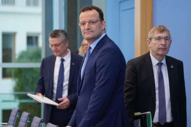 Spahn über Corona-Pandemie: „Der Ausbruch ist wieder beherrschbar“ –  Impfstoffprojekte zu SARS-CoV-2 laufen