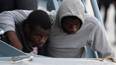 Evangelikale Gemeinde als Schleuser-Treff? Pastor soll Migranten aus Ghana eingeschmuggelt haben