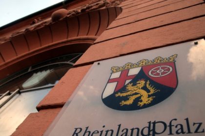 Verfassungsgericht Rheinland-Pfalz weist Beschwerden gegen Maskenpflicht zurück