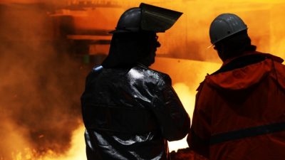 Gewerkschaften fordern besseren Corona-Schutz in Fabriken