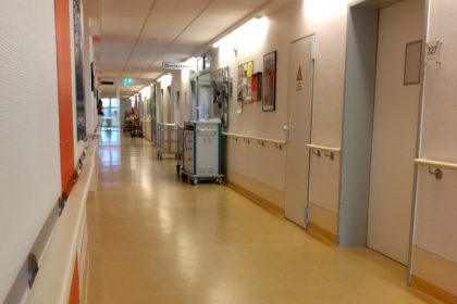 Für tot erklärte 74-Jährige wacht im Krankenhaus wieder auf – Familie fordert Entschädigung
