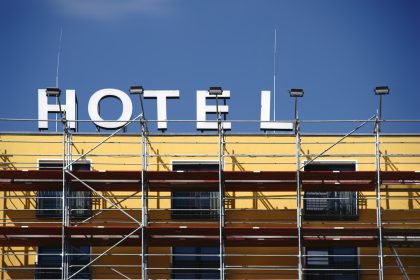 Gastronomie- und Hotelgewerbe beklagt Folgen der weiteren Corona-Schutzmaßnahmen