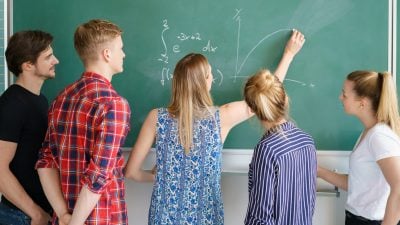 Kultusminister: Alle deutschen Schüler sollen vor Sommerferien in Schulen zurück