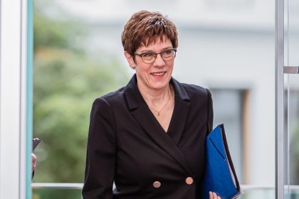 Kramp-Karrenbauer: Terroristen nehmen keine Rücksicht auf Corona – Bundeswehreinsatz in Sahel-Zone angekündigt