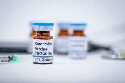 US-Behörde: Zulassung von Corona-Impfstoff vor Abschluss der Tests denkbar