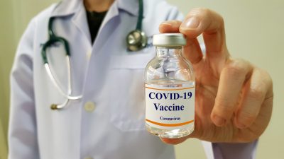 Deutschland und EU liegen bei Versorgung mit Corona-Impfstoffen zurück