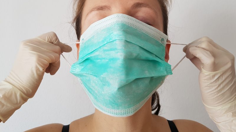 Vom Bund empfohlene Masken-Aufbereitung tötet Coronavirus nicht ab