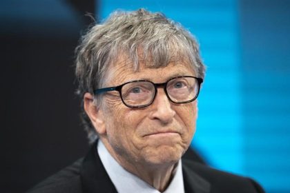 Bill Gates: Massenproduktion von Corona-Impfung vorbereiten