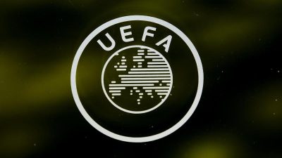 UEFA und die zwölf EM-Gastgeber: Spielplan soll bleiben