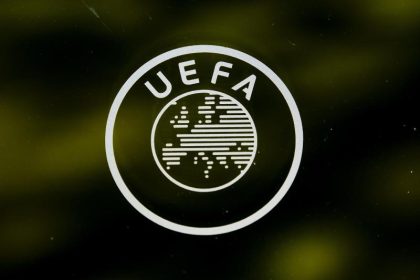 UEFA und die zwölf EM-Gastgeber: Spielplan soll bleiben