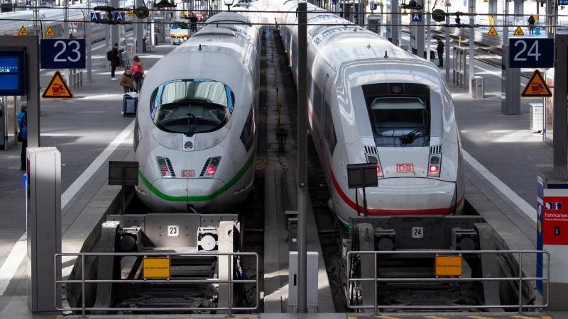 Ohne Aus- und Einstieg an vollen Bahnsteigen: Deutsche Bahn ist pünktlicher