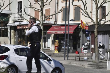 Nach tödlichem Messerangriff: Anti-Terror-Fahnder ermitteln nach „Allahu akbar“-Rufen