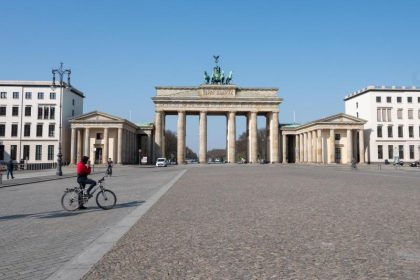 Expertenteam legt Konzept für Lockerung der Corona-Maßnahmen vor