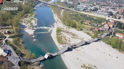 Brücke einer Staatsstraße in Italien eingestürzt