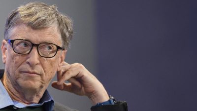 „Illegale medizinische Versuche“: Zahlreiche Inder fordern die Verhaftung von Bill Gates