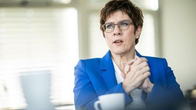 Kramp-Karrenbauer rechnet nicht mehr mit CDU-Sonderparteitag