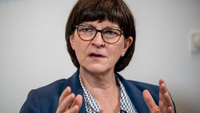 SPD-Chefin will Beobachtung der AfD durch Geheimdienst verschärfen