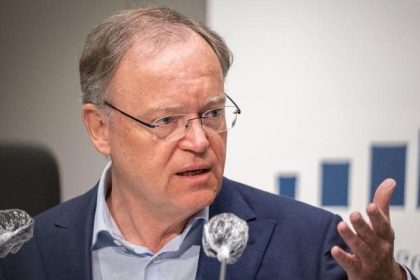 Weil: Fußball-Geisterspiele wie unaufgetaute Tiefkühlkost