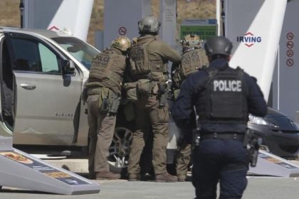 Amoklauf in Kanada: Mann in Polizeiuniform richtet Blutbad mit mehr als 17 Toten an