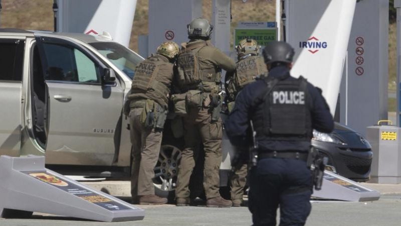 Amoklauf in Kanada: Mann in Polizeiuniform richtet Blutbad mit mehr als 17 Toten an